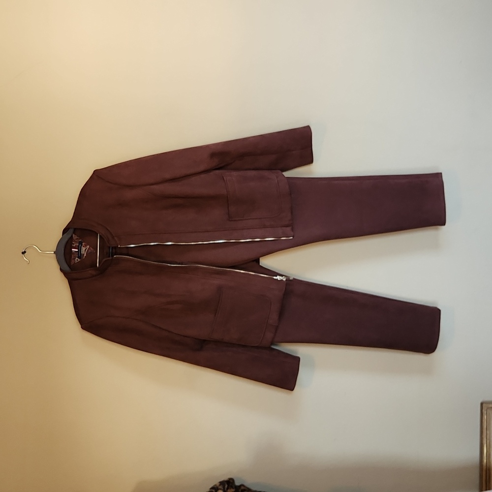 Tommy Hilfiger suede look 2 pc ladies suit brown paisley lined 16 jacket 12 pant